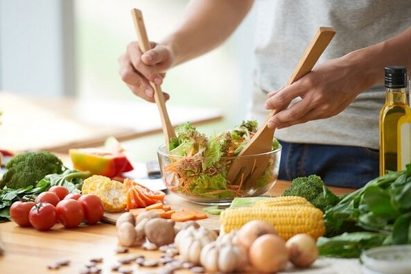Pregătirea salatei de legume pentru prostatită